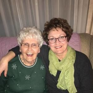 Meet your Posher, Laurel